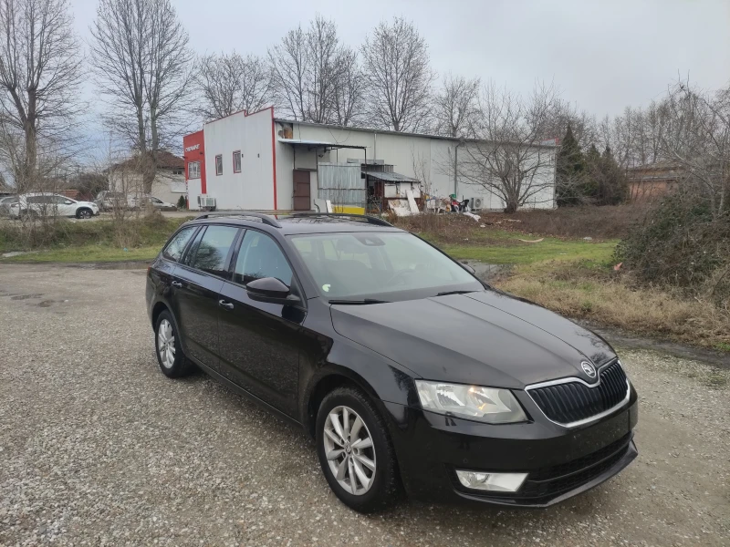 Skoda Octavia 1.6tdi отличен навигация