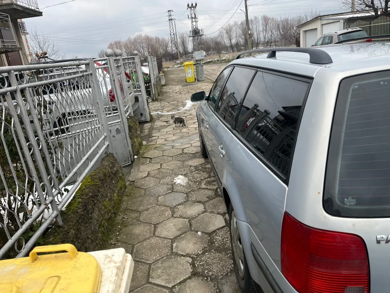 VW Passat, снимка 4 - Автомобили и джипове - 53582504