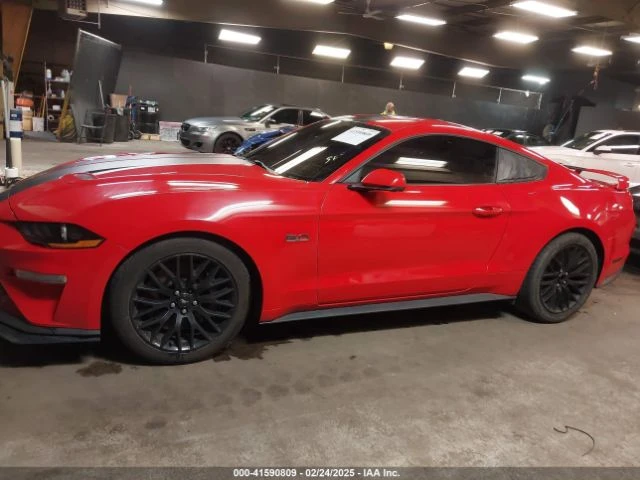 Ford Mustang GT PREMIUM - изображение 8