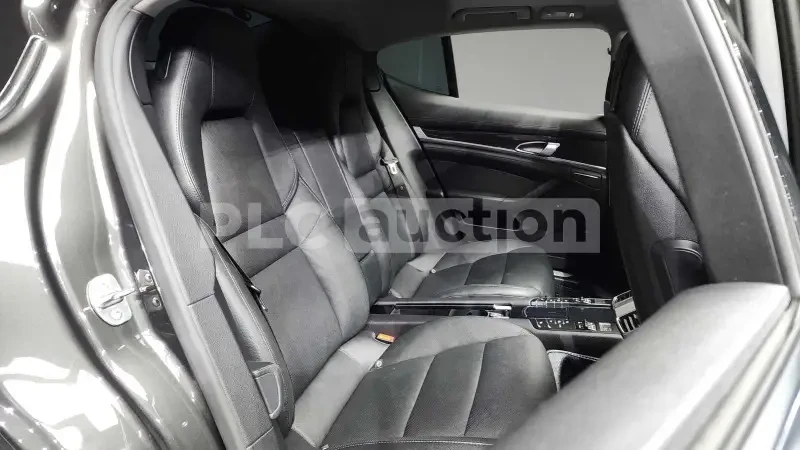 Porsche Panamera 360/BOSE/ОБДУХВАНЕ/ЦЕНА ДО БЪЛГАРИЯ, снимка 12 - Автомобили и джипове - 55431487