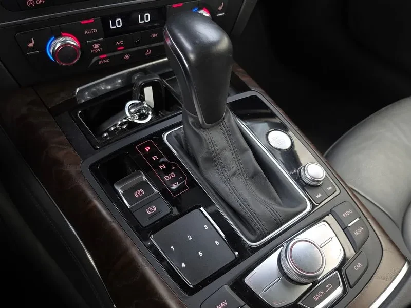 Audi A7, снимка 9 - Автомобили и джипове - 56159562