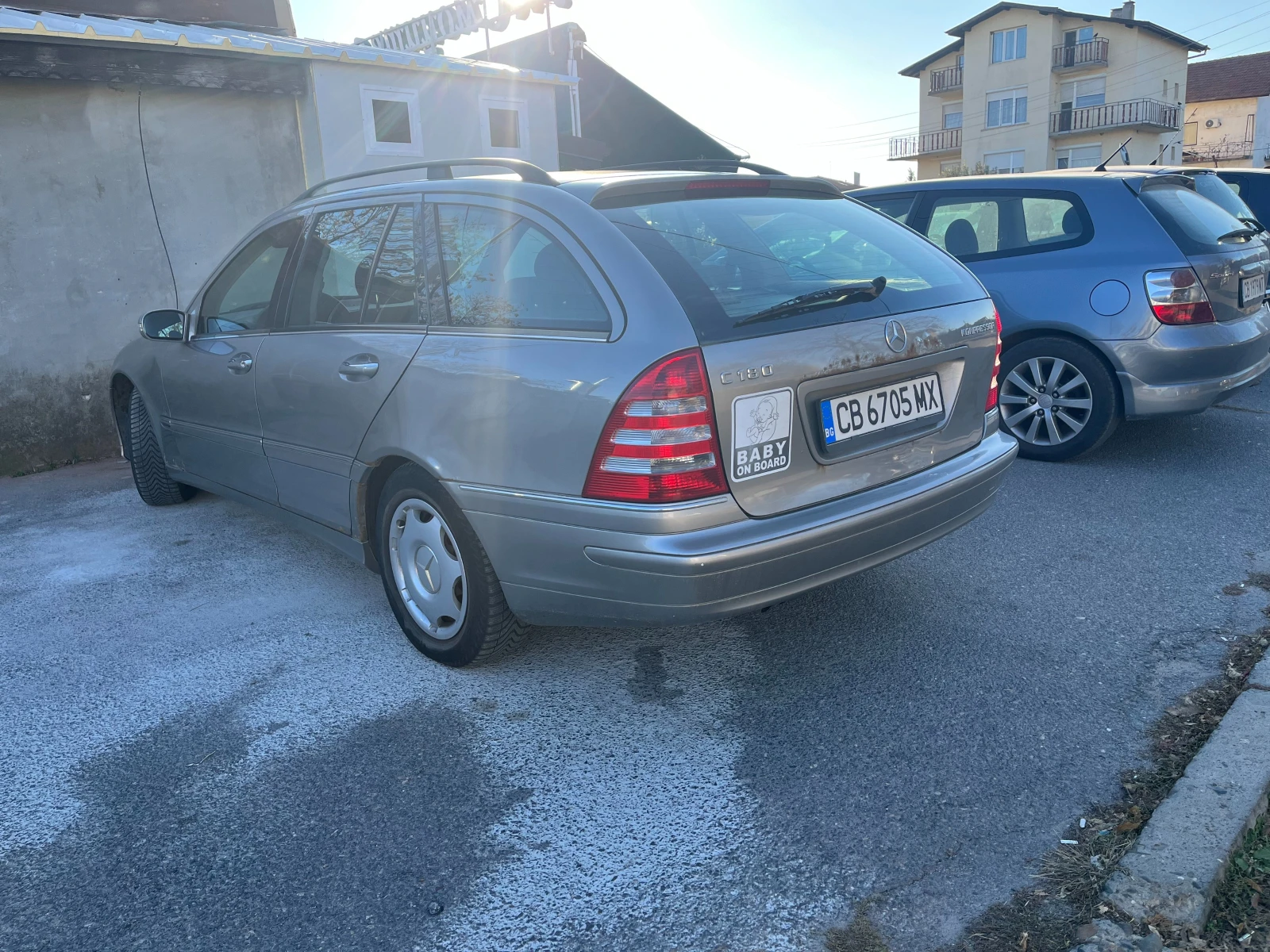 Mercedes-Benz C 180  - изображение 3