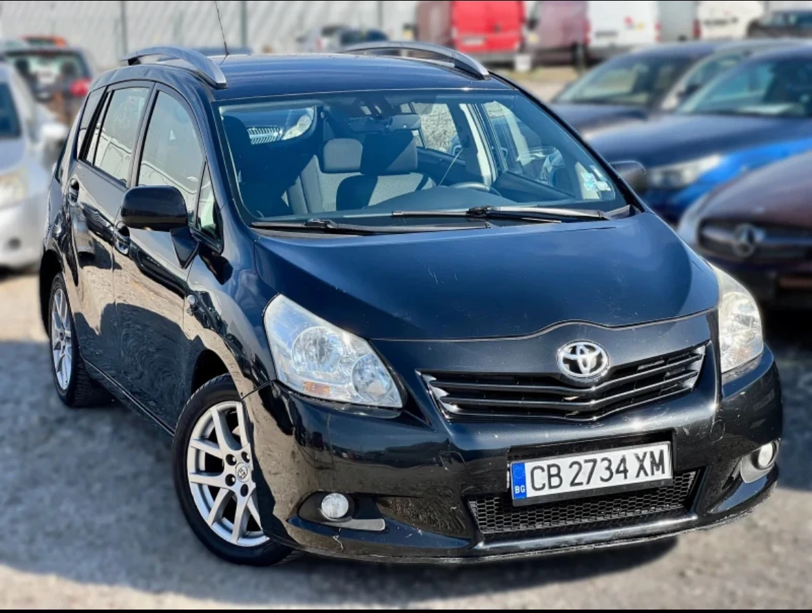 Toyota Verso 2.2 D-CAT 6+ 1  - изображение 2