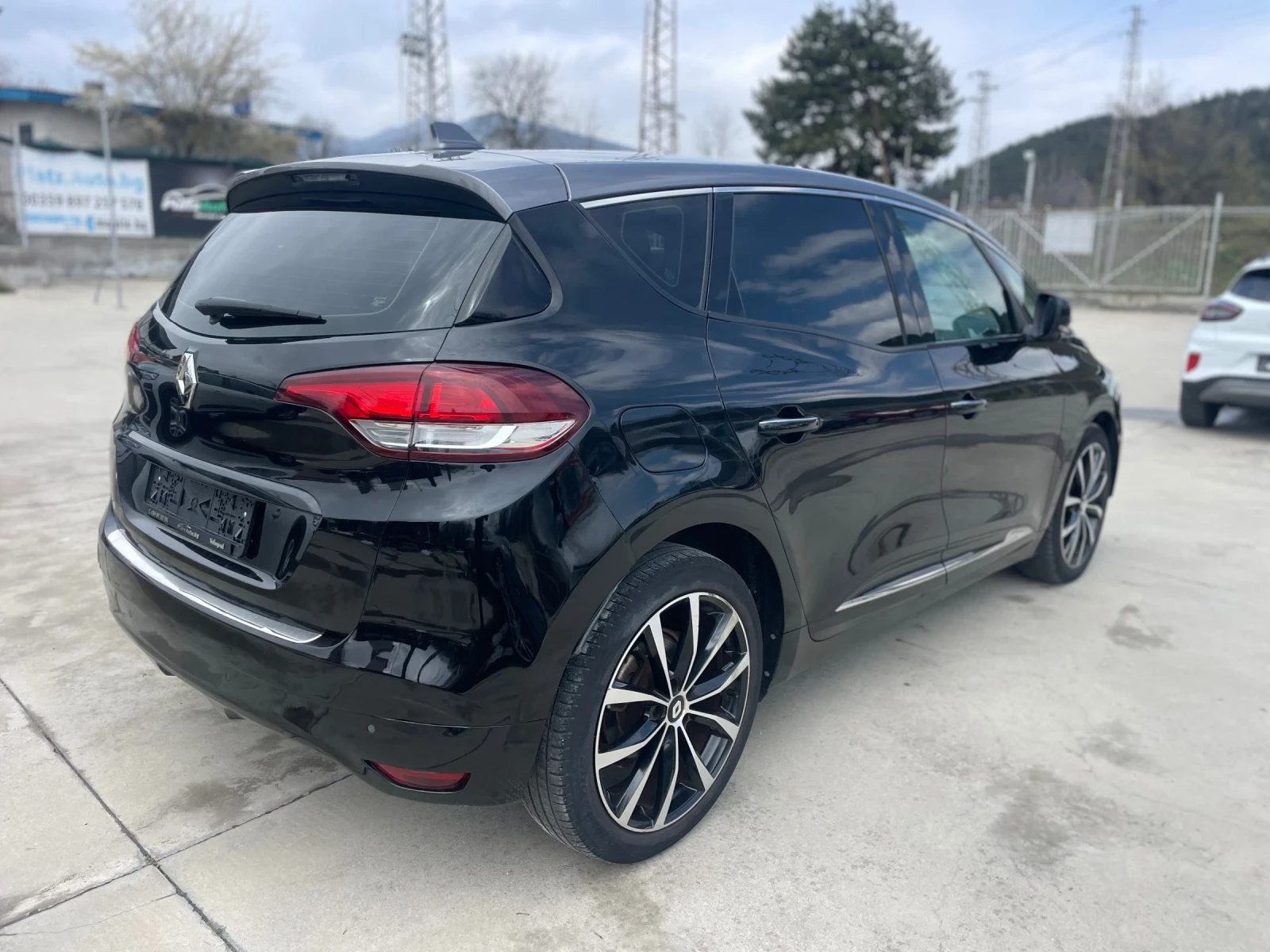 Renault Scenic Sport Edition2 Energie/dci 110/124000km - изображение 4