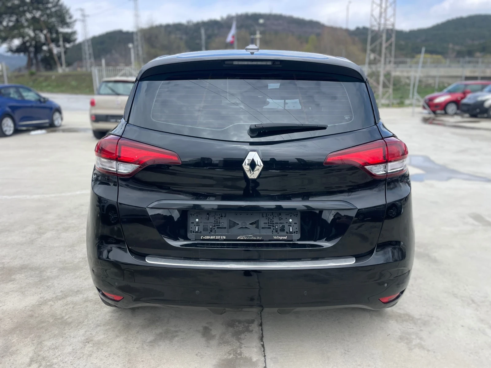 Renault Scenic Sport Edition2 Energie/dci 110/124000km - изображение 5