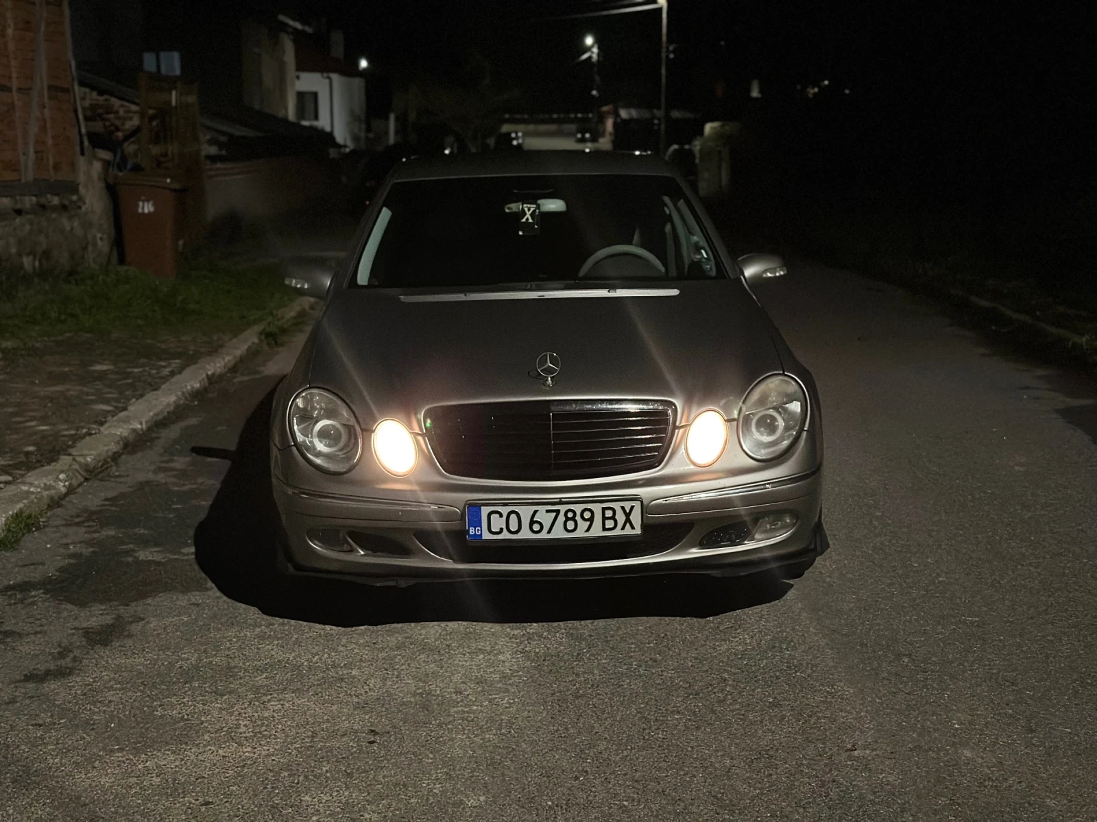 Mercedes-Benz E 320  - изображение 3