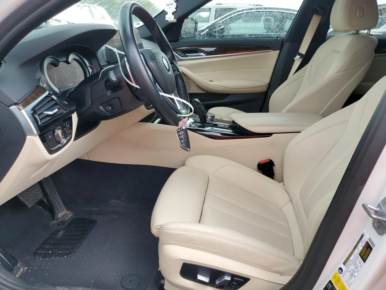 BMW 530 Xdrive/Sport Line/Камера/Подгреви/Ambi light/Клип - изображение 7
