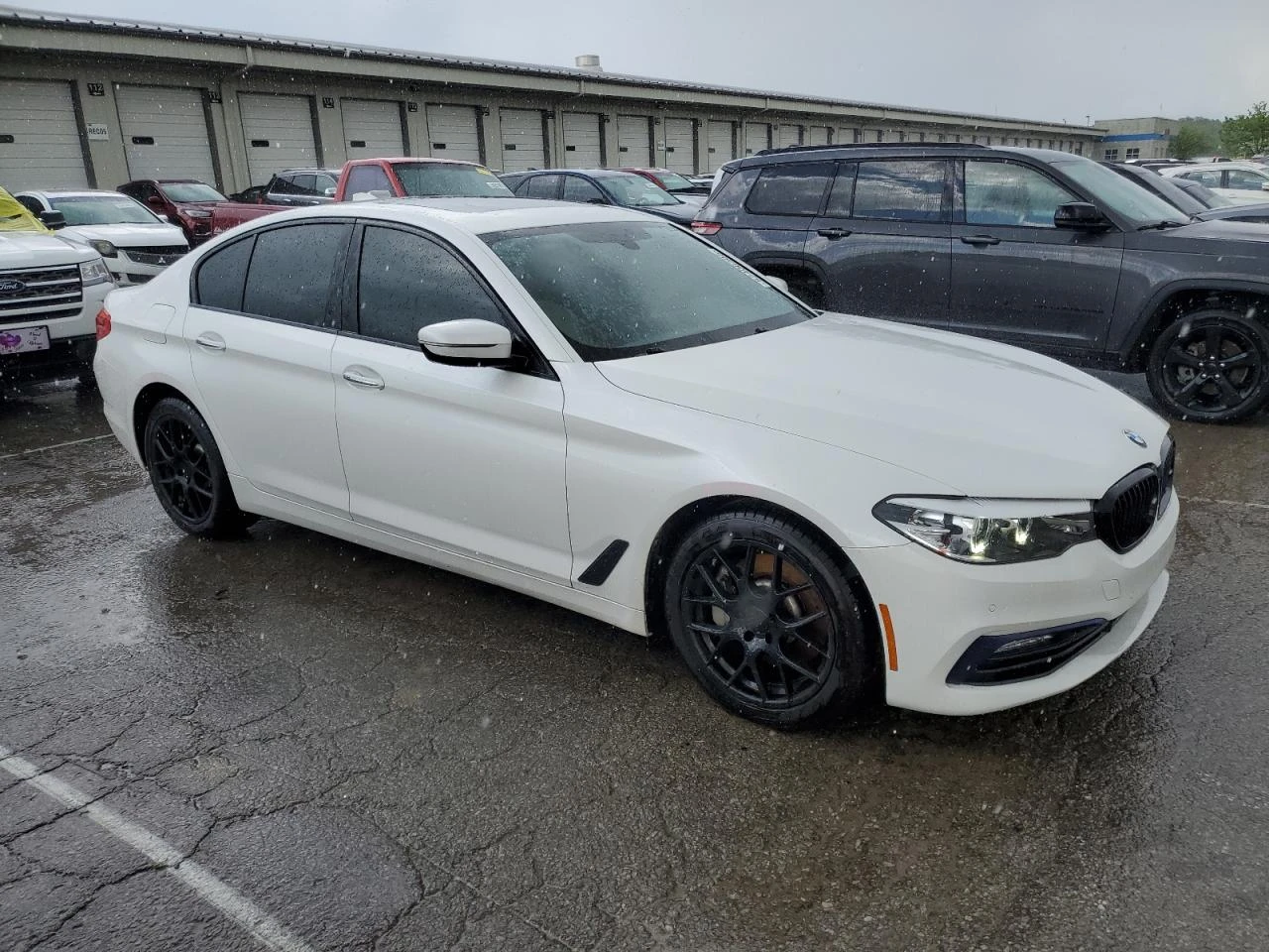 BMW 530 Xdrive/Sport Line/Камера/Подгреви/Ambi light/Клип - изображение 3