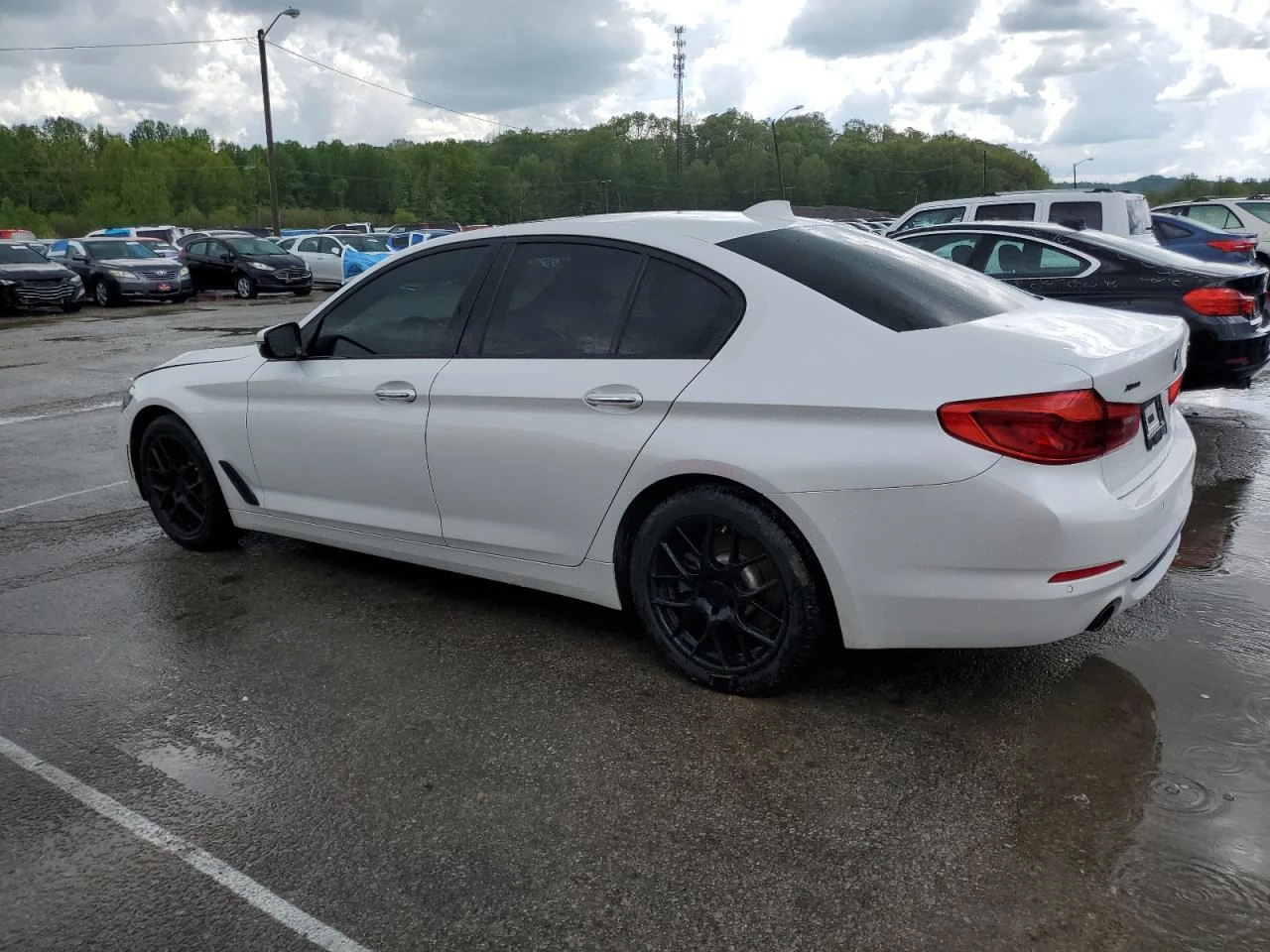 BMW 530 Xdrive/Sport Line/Камера/Подгреви/Ambi light/Клип - изображение 6
