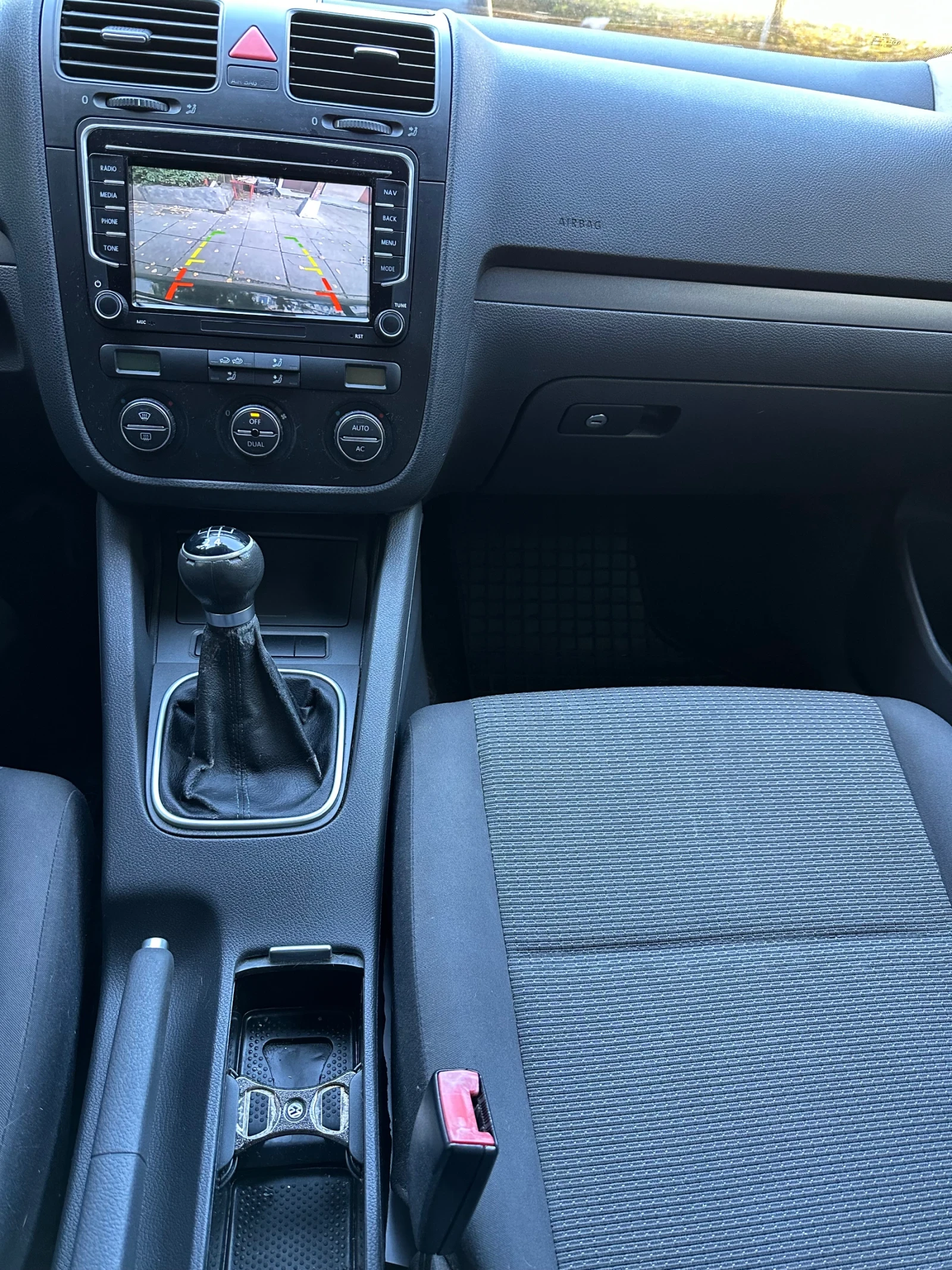 VW Jetta 1.9 105hp - изображение 10