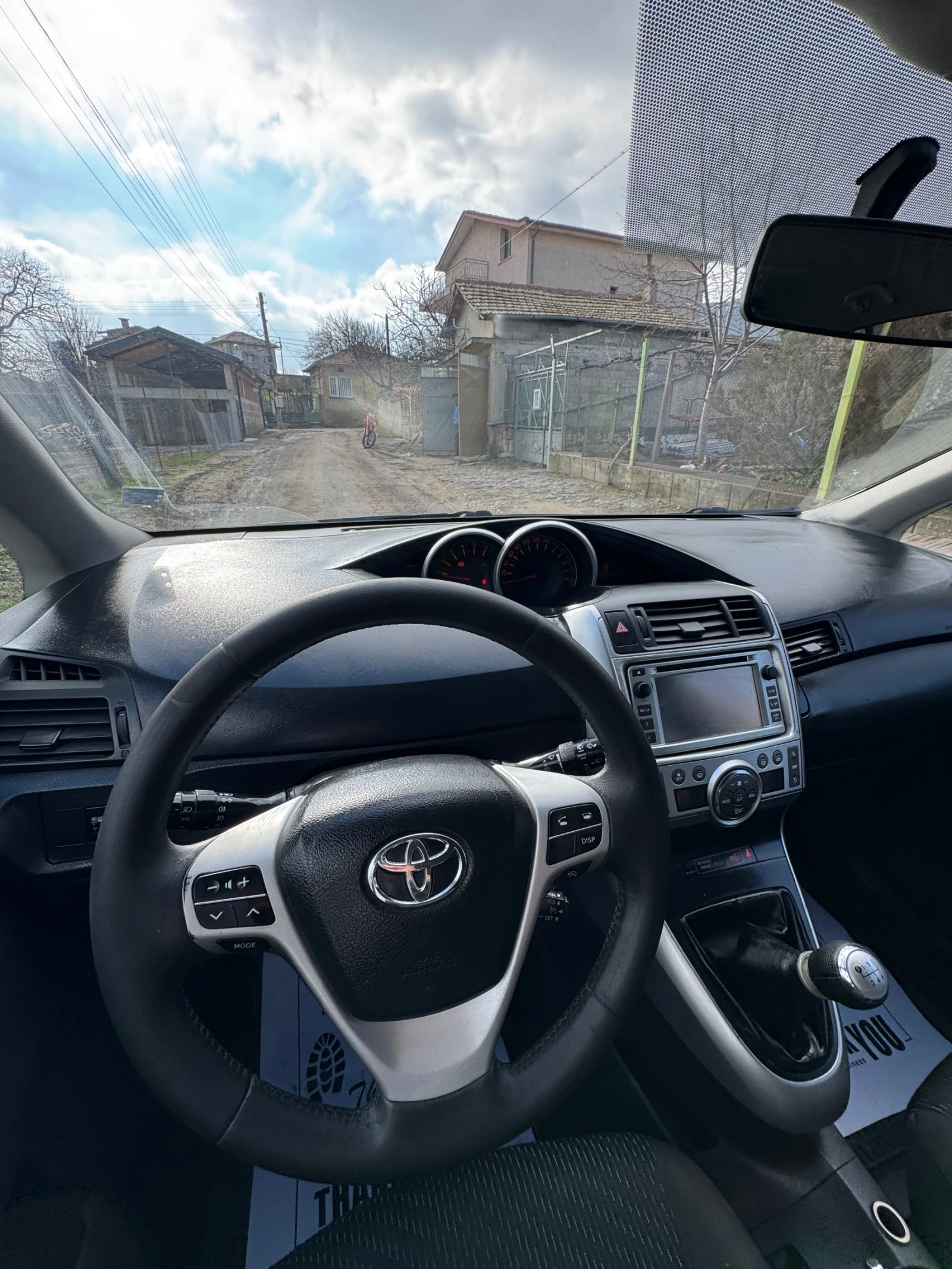 Toyota Verso 2.0 D4D - изображение 7