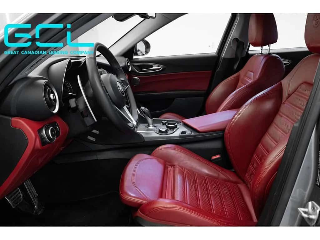 Alfa Romeo Giulia * Ti Sport AWD * CARFAX * ЦЕНА ДО СОФИЯ, снимка 13 - Автомобили и джипове - 53720702