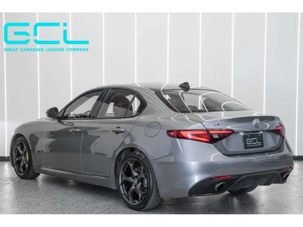 Alfa Romeo Giulia * Ti Sport AWD * CARFAX * ЦЕНА ДО СОФИЯ, снимка 9 - Автомобили и джипове - 53720702