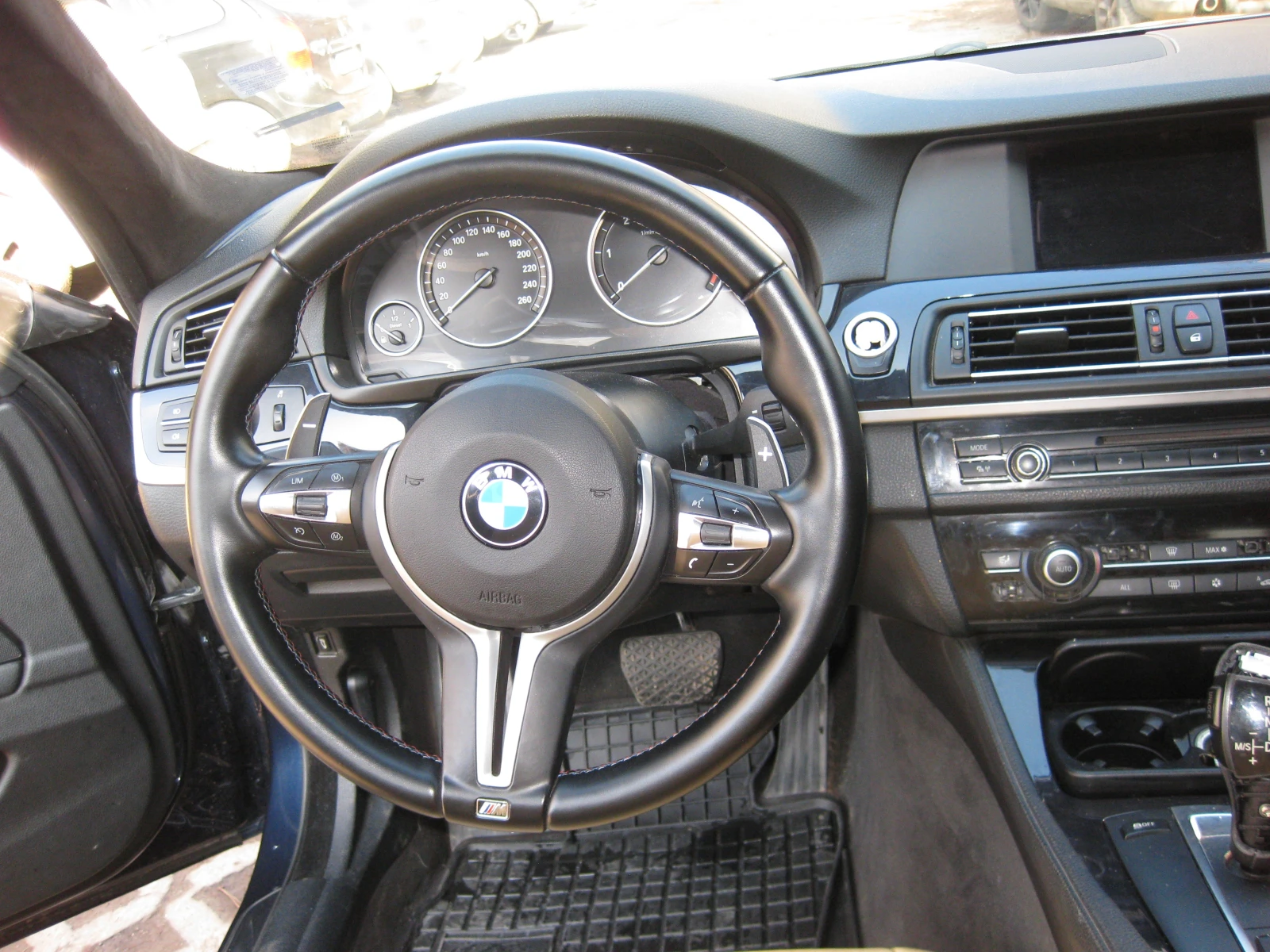 BMW 520, снимка 6 - Автомобили и джипове - 53750059