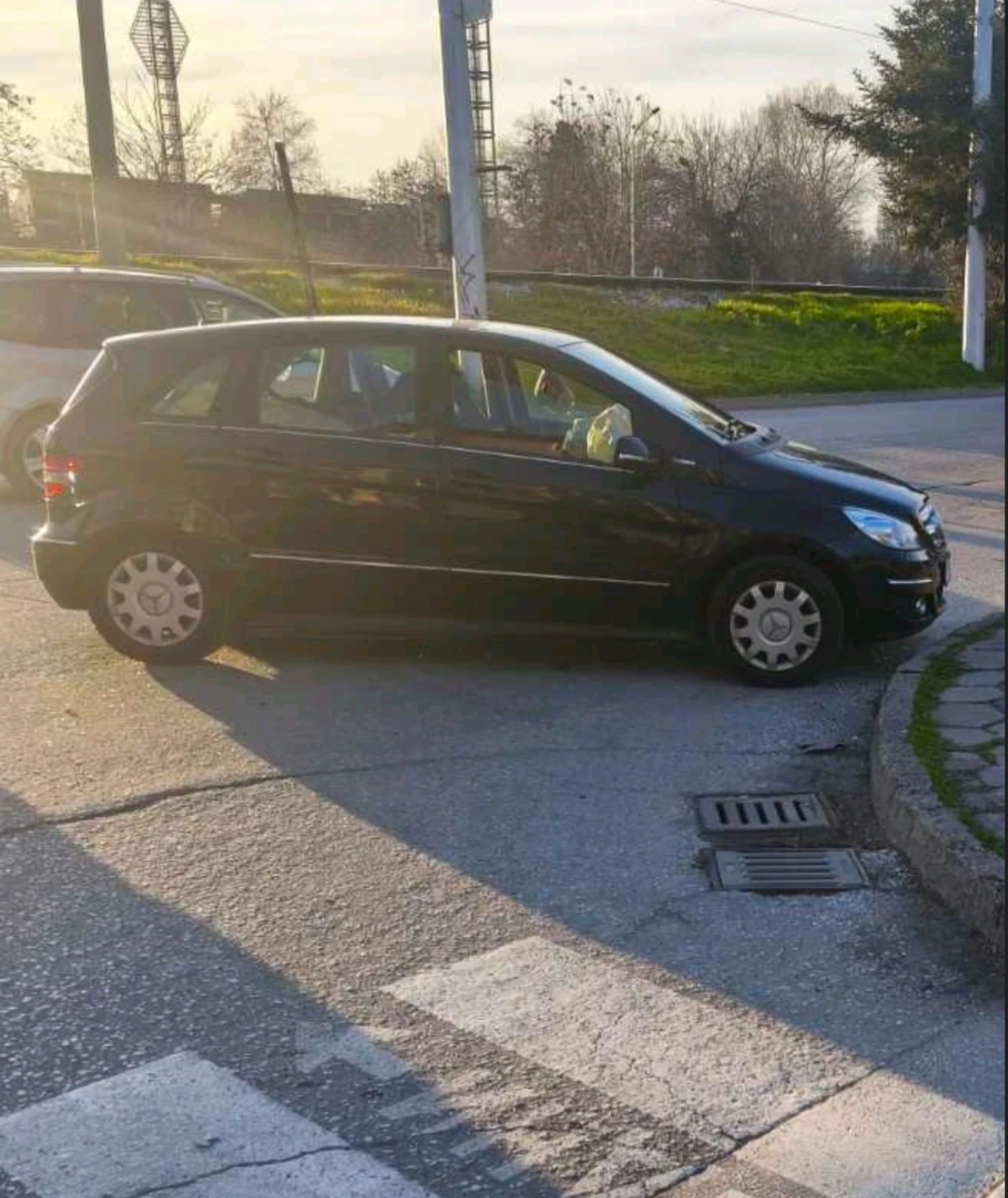 Mercedes-Benz B 160 B160 2010 Газ, снимка 2 - Автомобили и джипове - 53807379