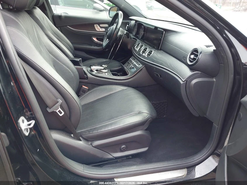 Mercedes-Benz E 300 2.0l 4Matic | Mobile.bg � ����������� 5