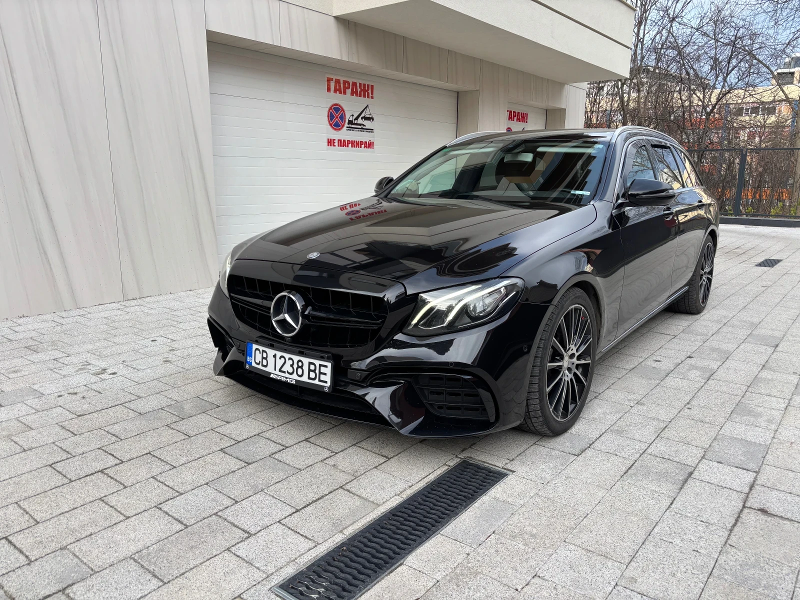 Mercedes-Benz E 220