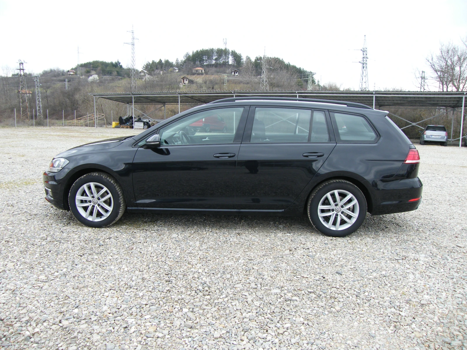 VW Golf 1.6TDI DSG EURO6D, снимка 6 - Автомобили и джипове - 53963910