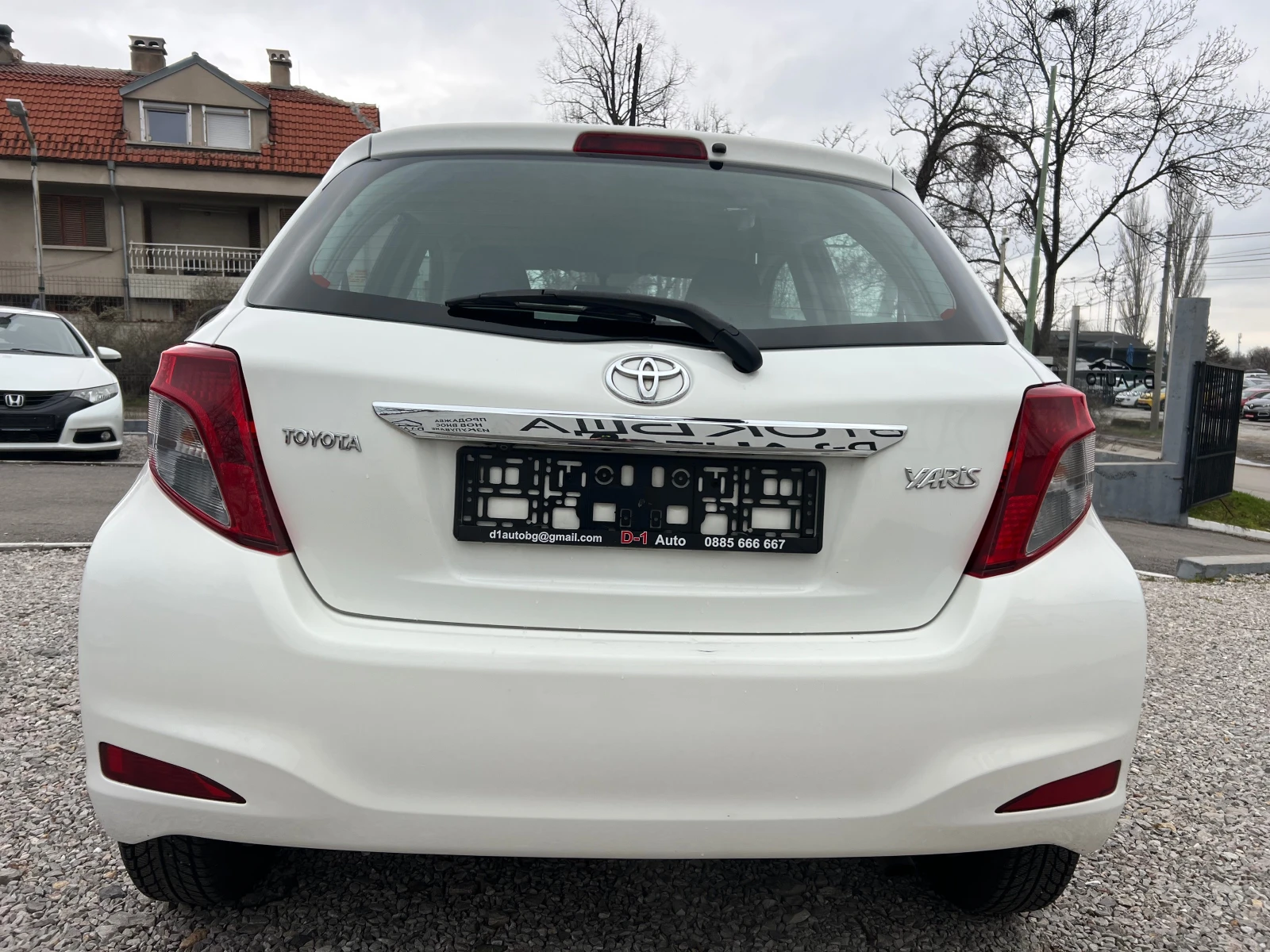 Toyota Yaris 1.3-АВТОМАТИК, снимка 5 - Автомобили и джипове - 54033449