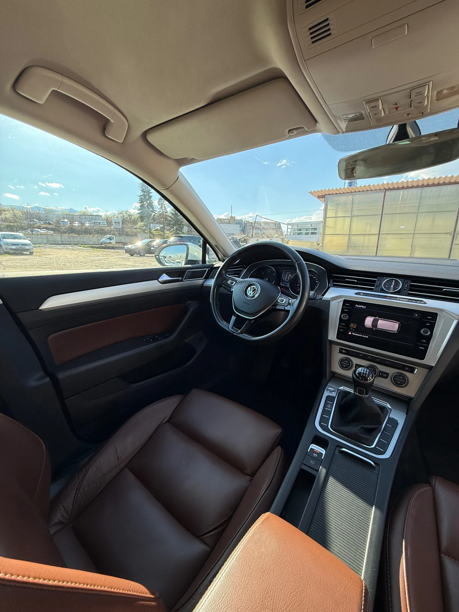 VW Passat 2.0 TDi, снимка 11 - Автомобили и джипове - 54116781