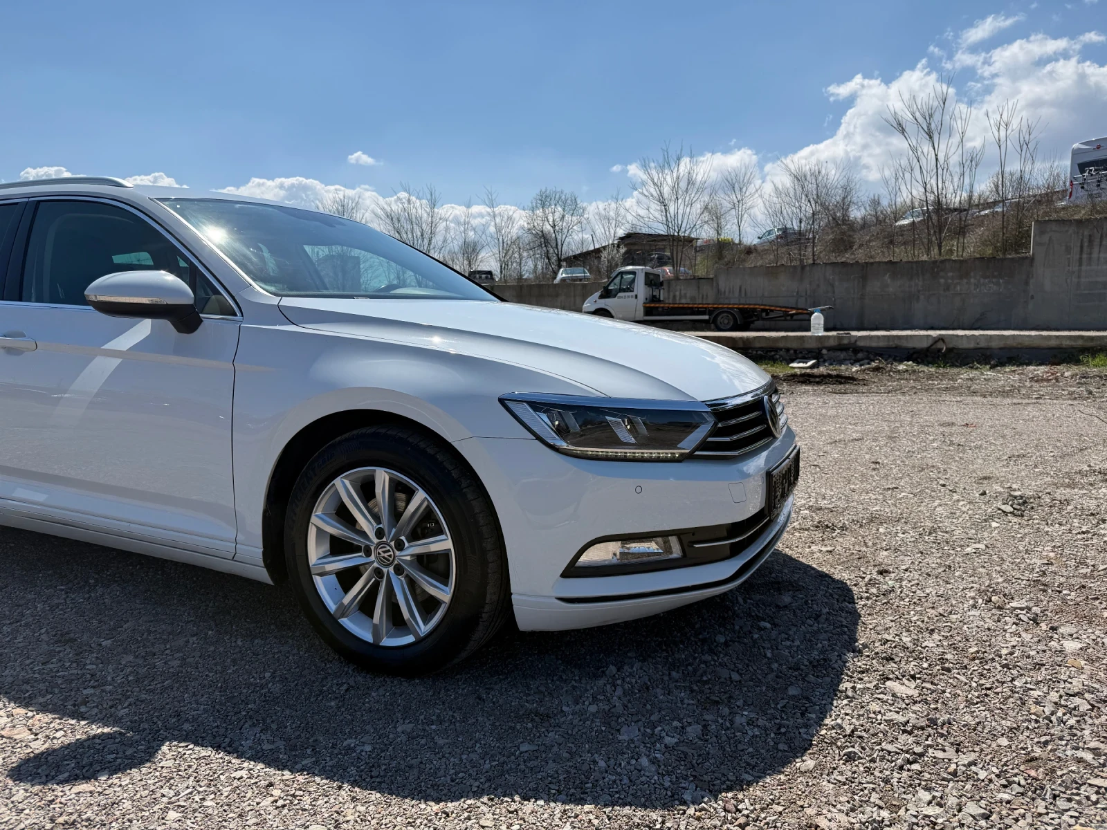 VW Passat 2.0 TDi, снимка 5 - Автомобили и джипове - 54116781