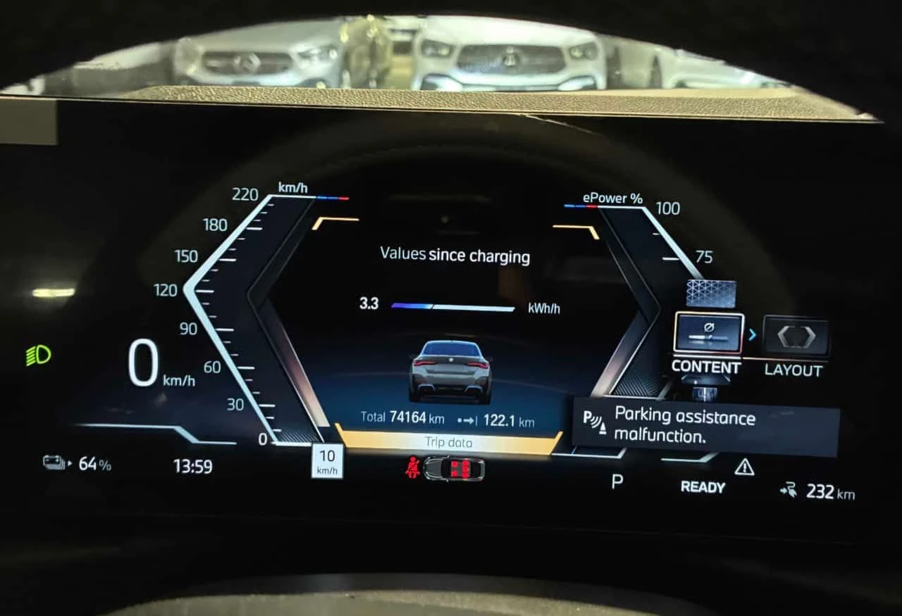 BMW i4 * eDrive40 * CARFAX * ������ ����� * ��� ����� *  | Mobile.bg � ����������� 9