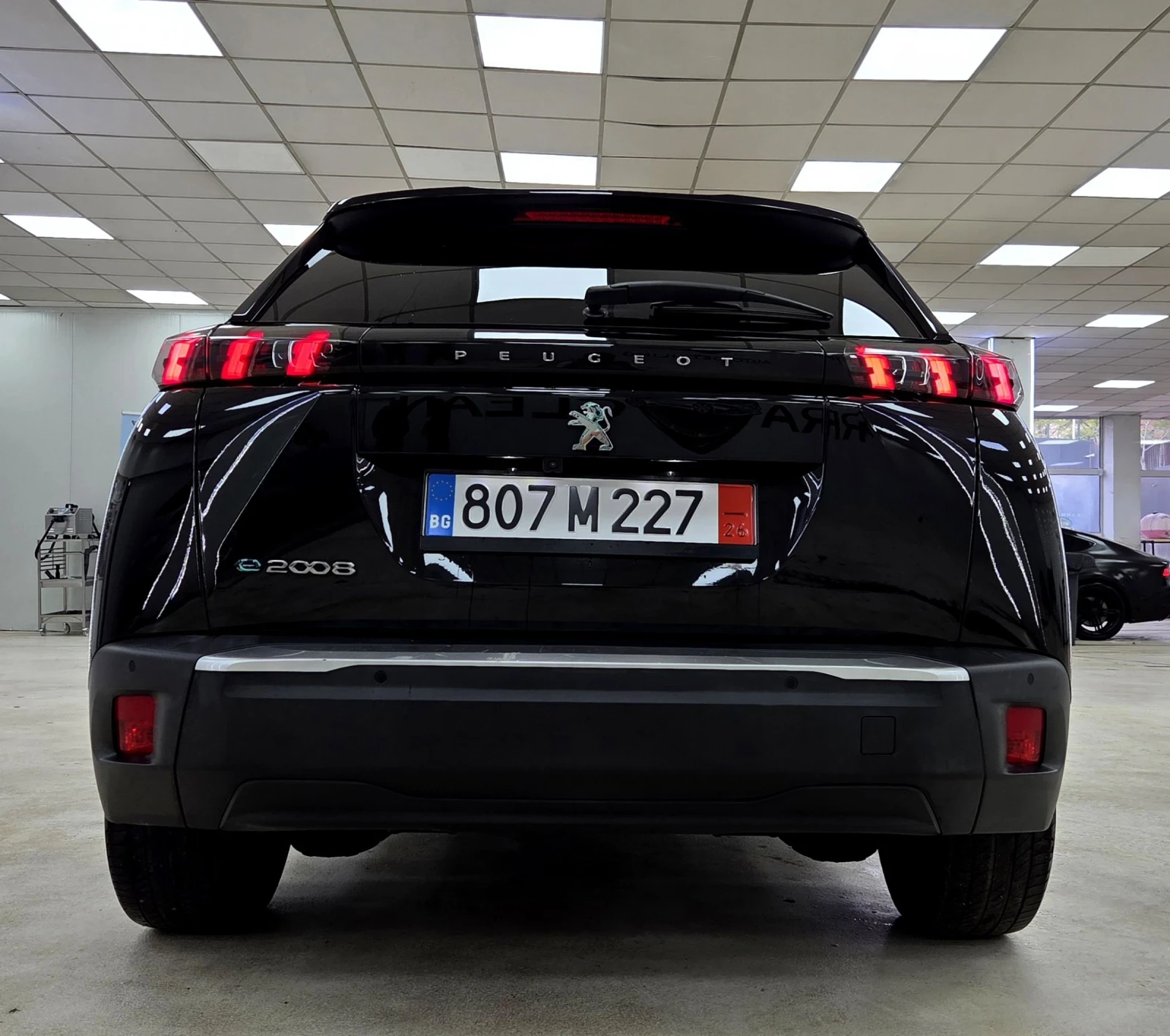 Peugeot 2008 52KWh/Allure/Navi/Kamera, снимка 4 - Автомобили и джипове - 54359599