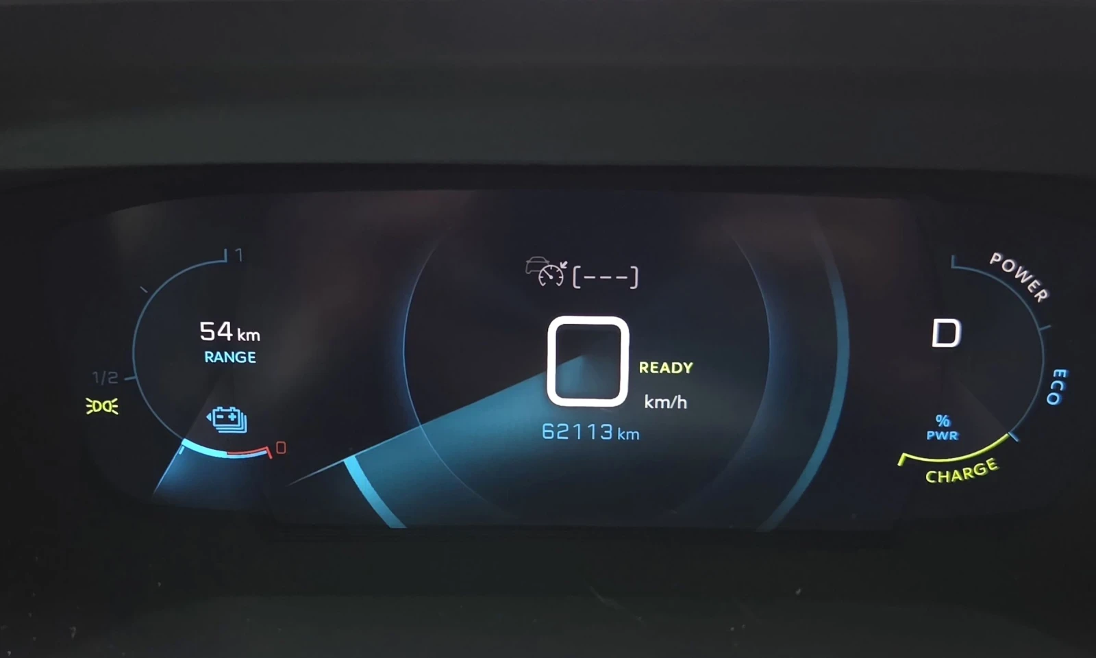 Peugeot 2008 52KWh/Allure/Navi/Kamera, снимка 15 - Автомобили и джипове - 54359599