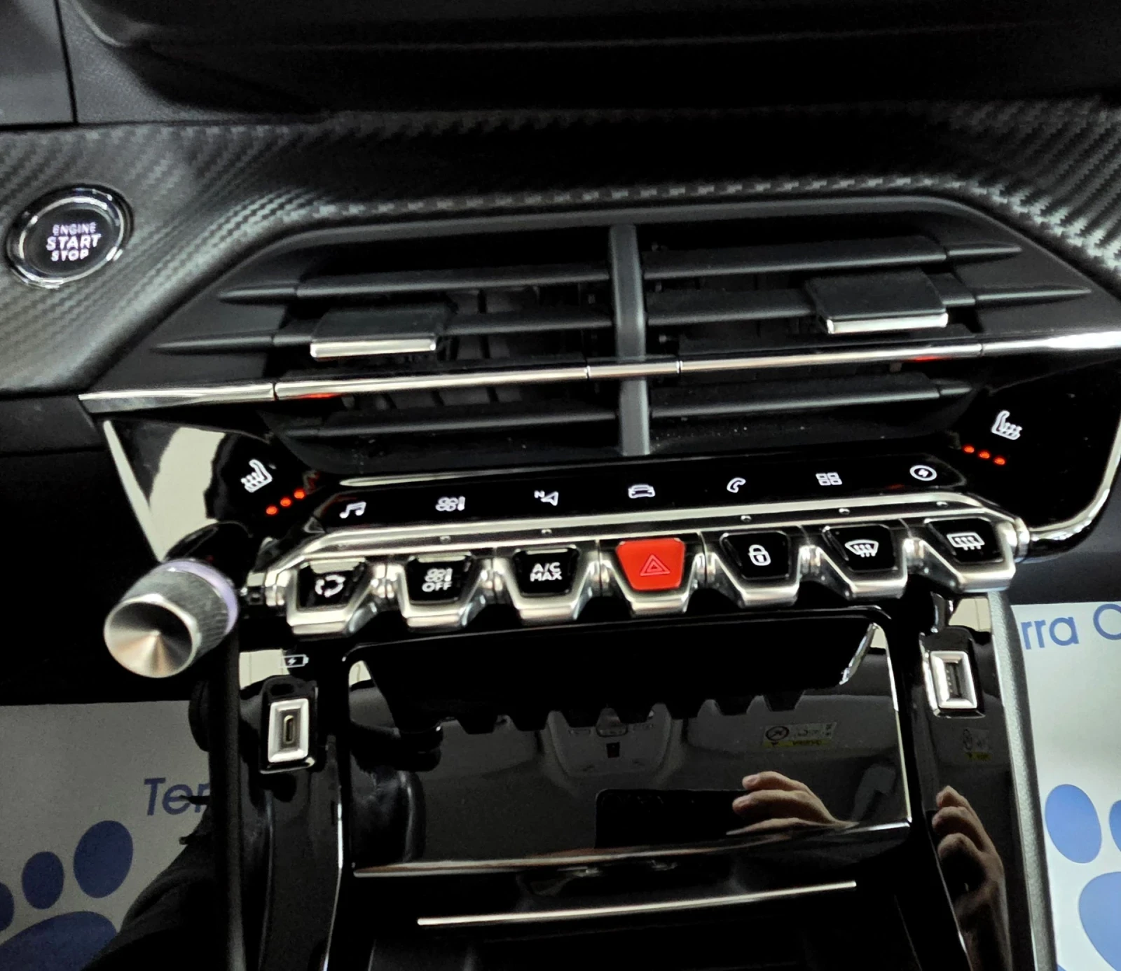 Peugeot 2008 52KWh/Allure/Navi/Kamera, снимка 17 - Автомобили и джипове - 54359599