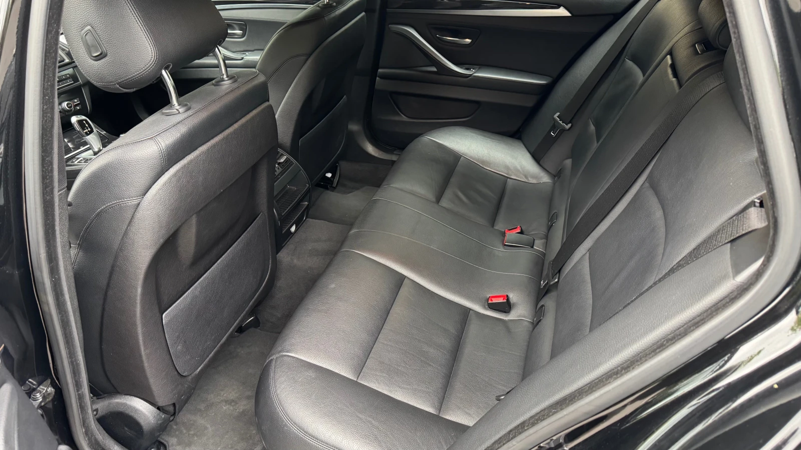 BMW 520 520d x-drive touring, снимка 10 - Автомобили и джипове - 54812015