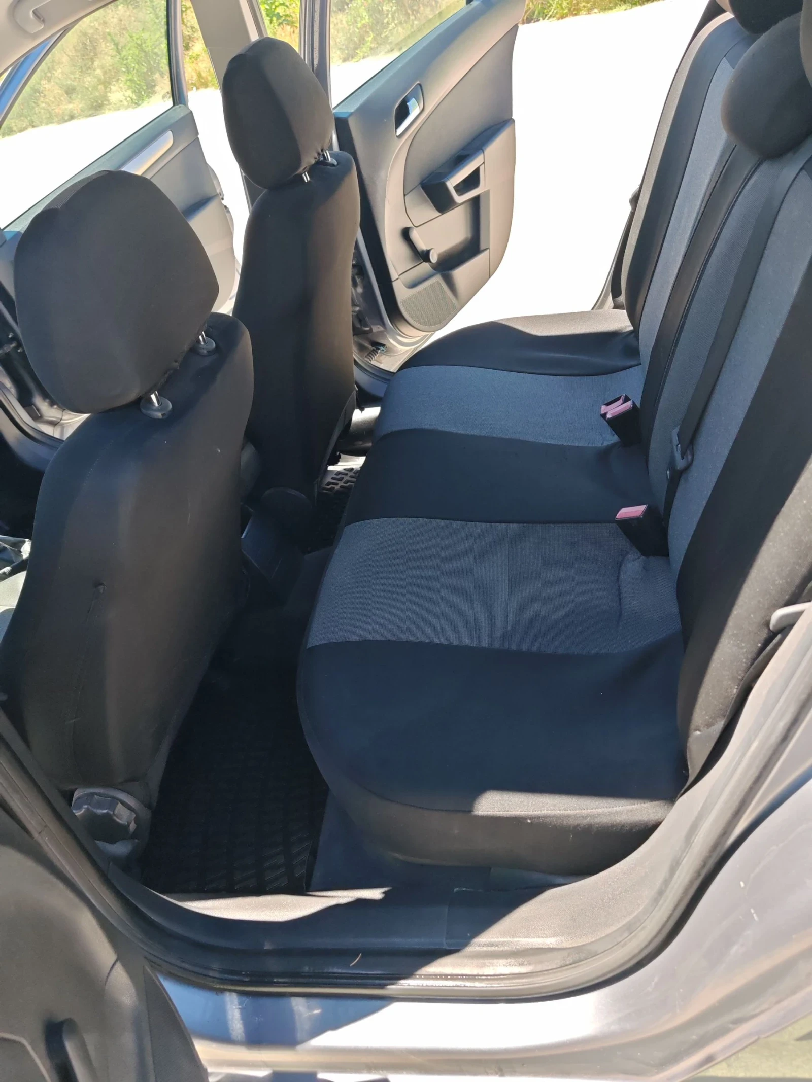 Opel Astra 1, 9CDTI, снимка 8 - Автомобили и джипове - 54853289