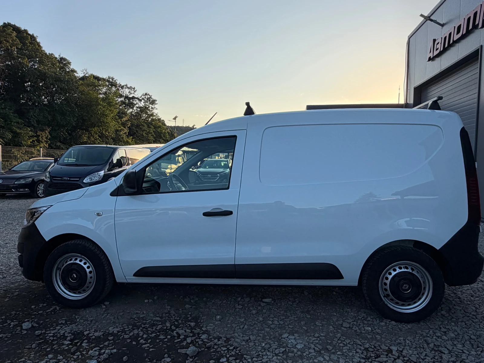 Renault Express 1.5DCI* KLIMA* LED* TOP* 150500KM, снимка 10 - Автомобили и джипове - 55429915