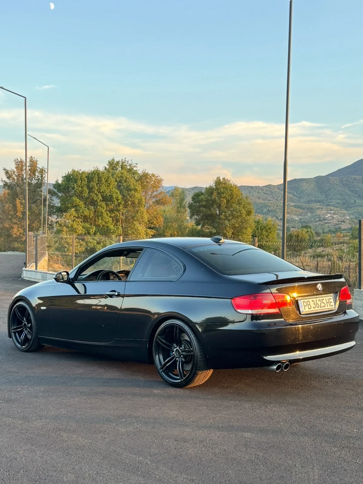 BMW 330, снимка 3 - Автомобили и джипове - 56169137