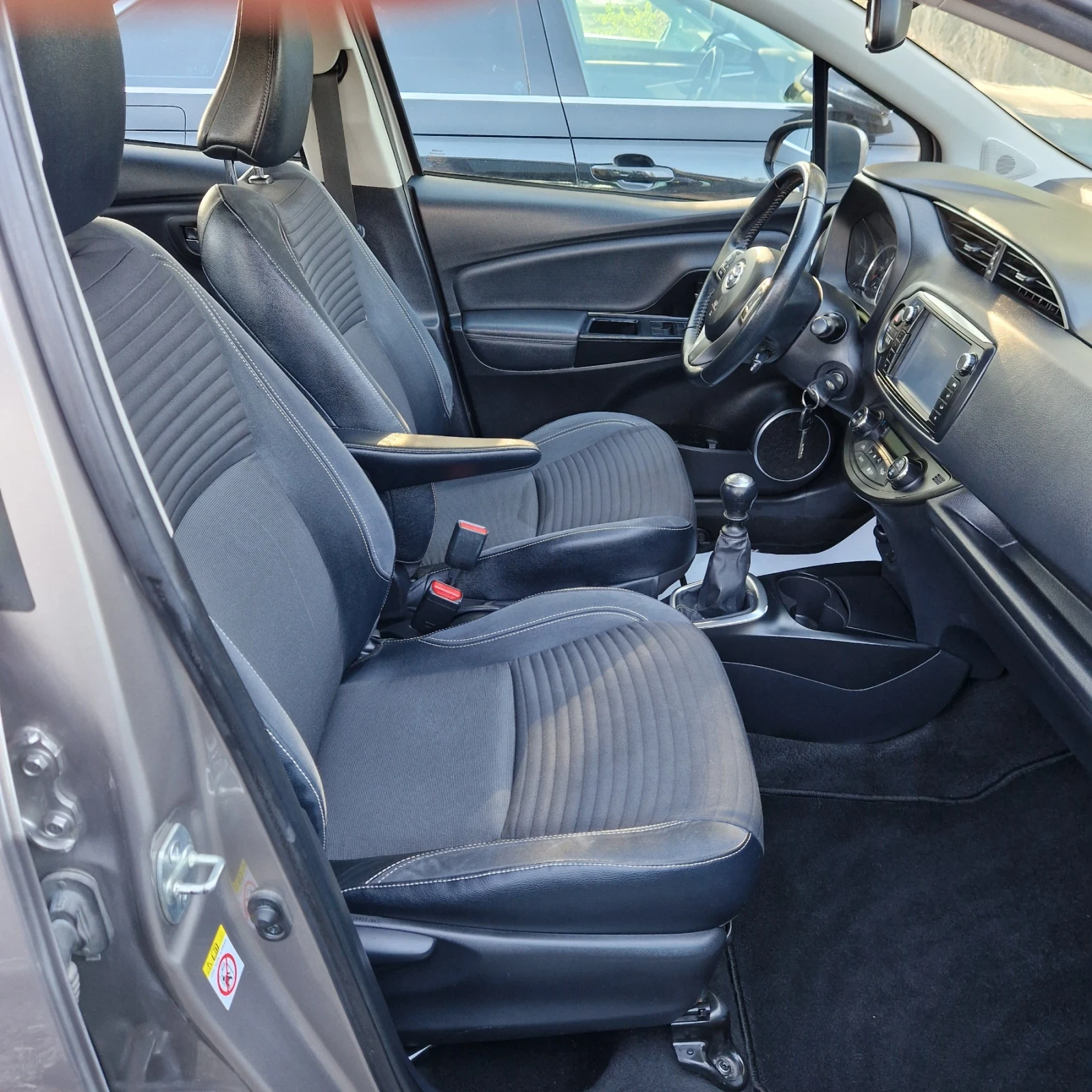 Toyota Yaris 1.4D4d/Camera/Navi | Mobile.bg � ����������� 13