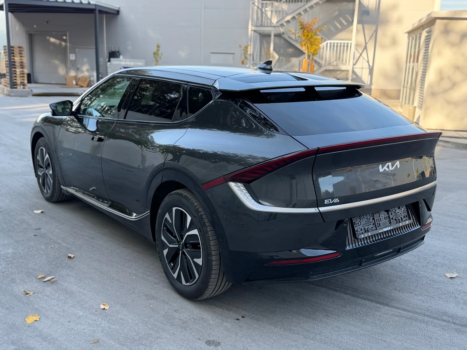 Kia EV6 Европейска 77.4 kw ТЕРМОПОМПА, снимка 2 - Автомобили и джипове - 56414591