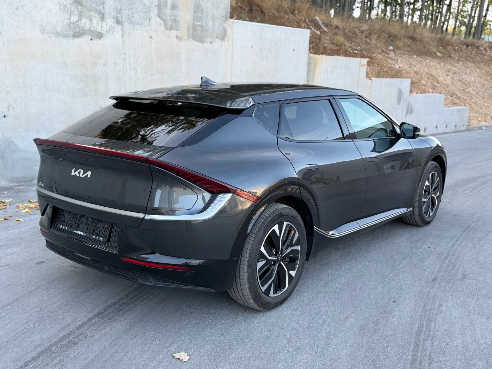 Kia EV6 Европейска 77.4 kw ТЕРМОПОМПА, снимка 3 - Автомобили и джипове - 56414591