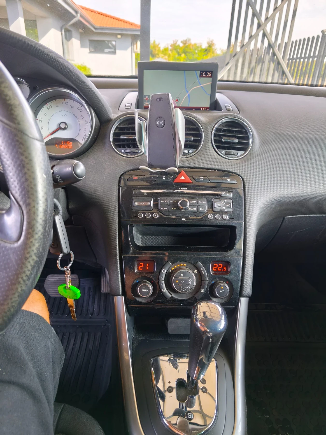 Peugeot 308 еHDI, снимка 10 - Автомобили и джипове - 56612100