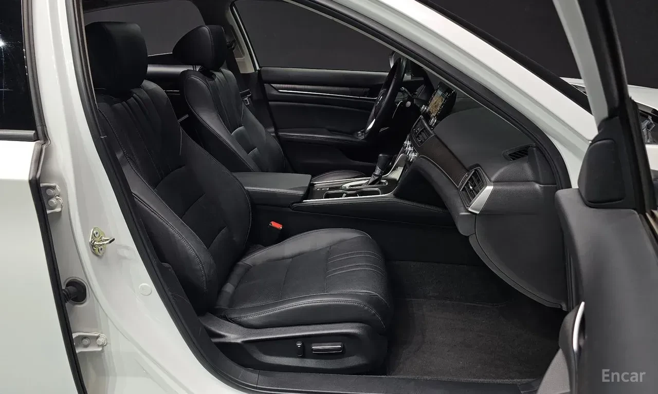 Honda Accord 1.5 TURBO* ��������* �������* ������ ����*  | Mobile.bg � ����������� 9