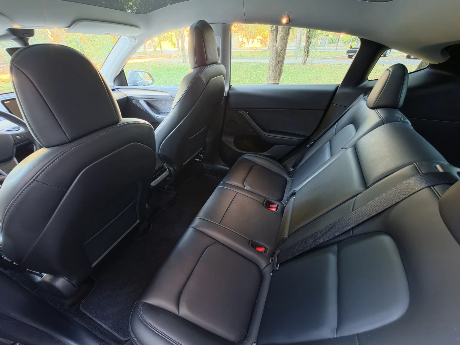 Tesla Model Y LR AWD Enhanced Autopilot , снимка 10 - Автомобили и джипове - 56722258