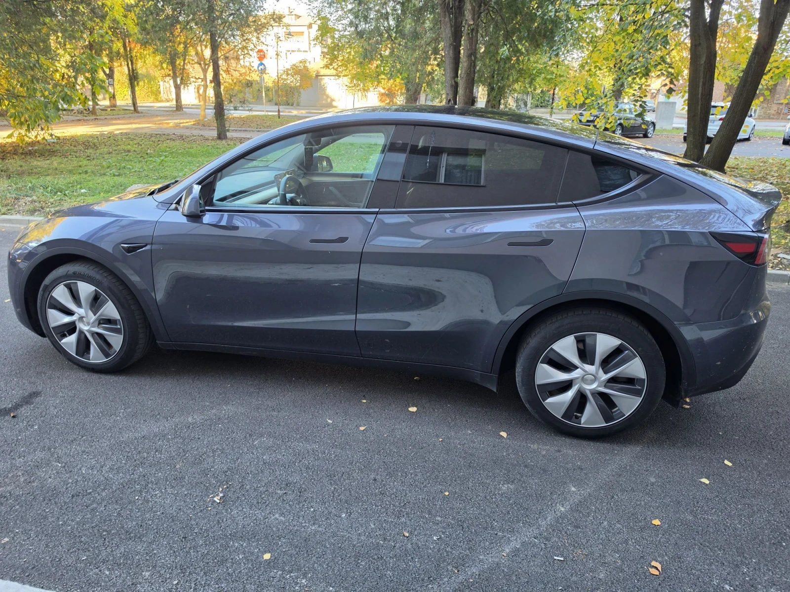 Tesla Model Y LR AWD Enhanced Autopilot , снимка 8 - Автомобили и джипове - 56722258