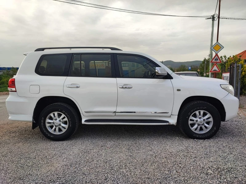 Toyota Land cruiser 4.0i, снимка 6 - Автомобили и джипове - 45325762