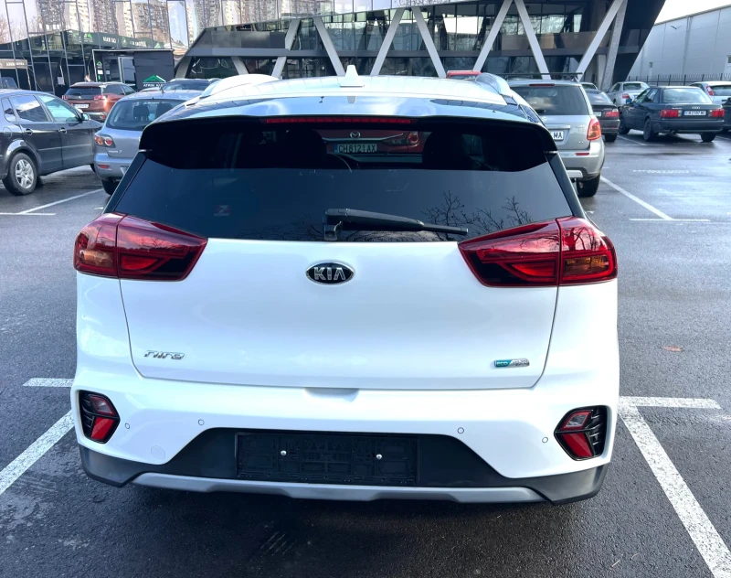 Kia Niro 1, 6i hibrid, снимка 8 - Автомобили и джипове - 48284518