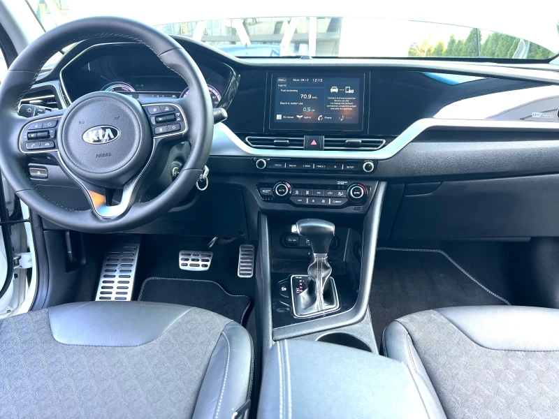 Kia Niro 1, 6i hibrid, снимка 11 - Автомобили и джипове - 48284518