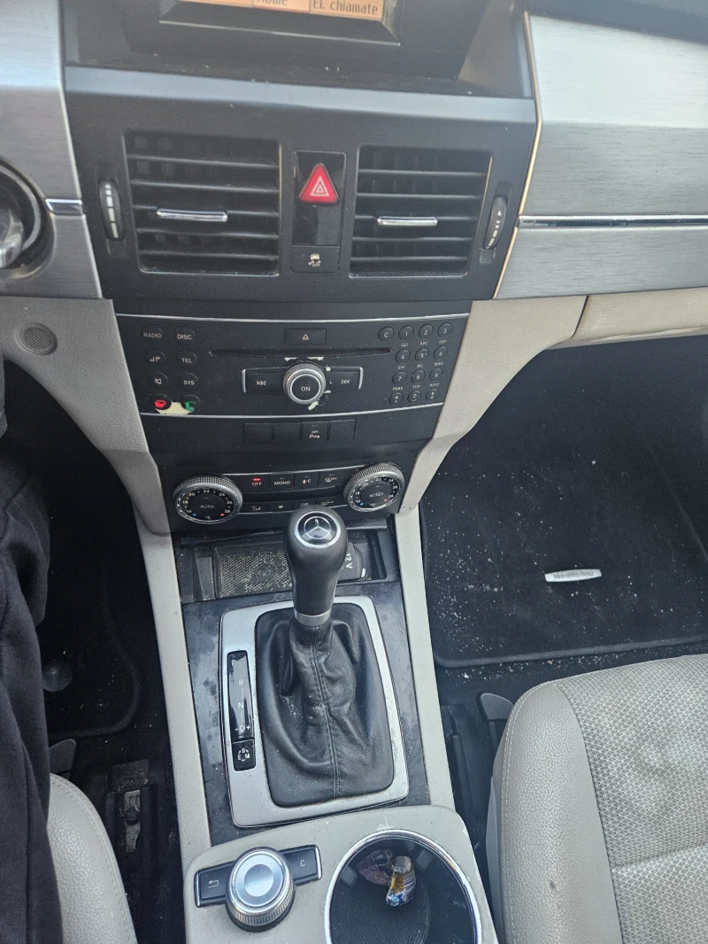 Mercedes-Benz GLK 220cdi-170ks -2011god-651dvigatel- 4matik, снимка 15 - Автомобили и джипове - 49217737