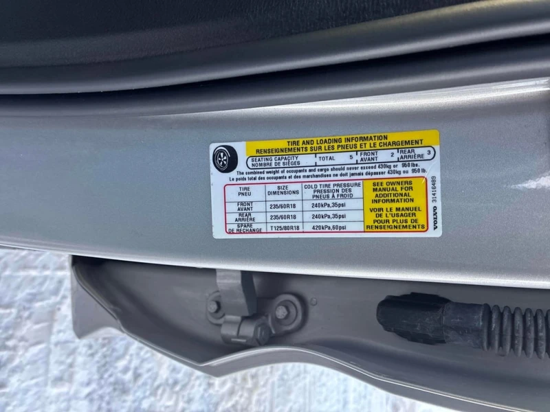 Volvo XC60 * MOMENTUM * CARFAX * ЦЕНА ДО БГ, снимка 11 - Автомобили и джипове - 53445250