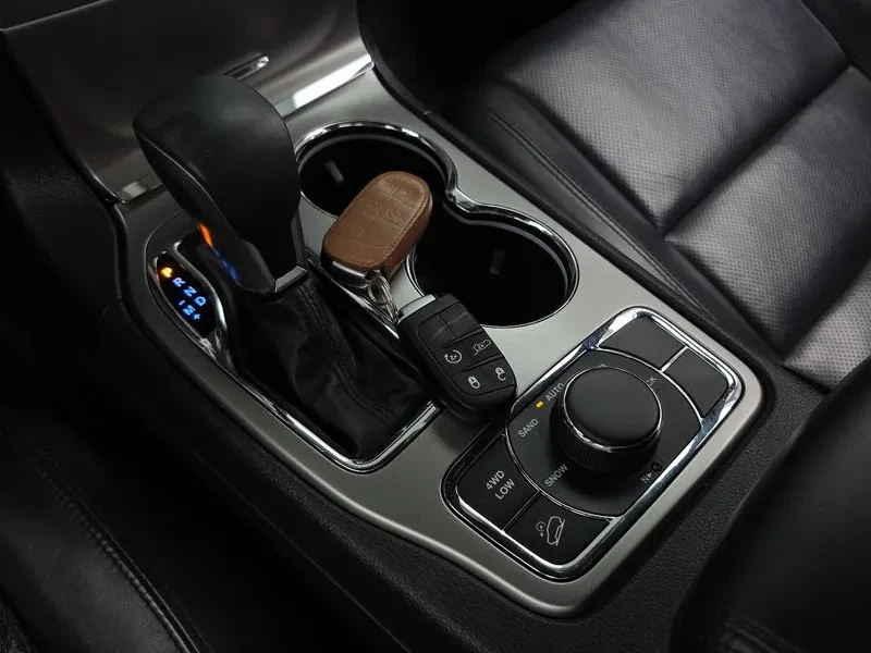 Jeep Cherokee 3.6 AWD - ���� 30% ����� | Mobile.bg � ����������� 17