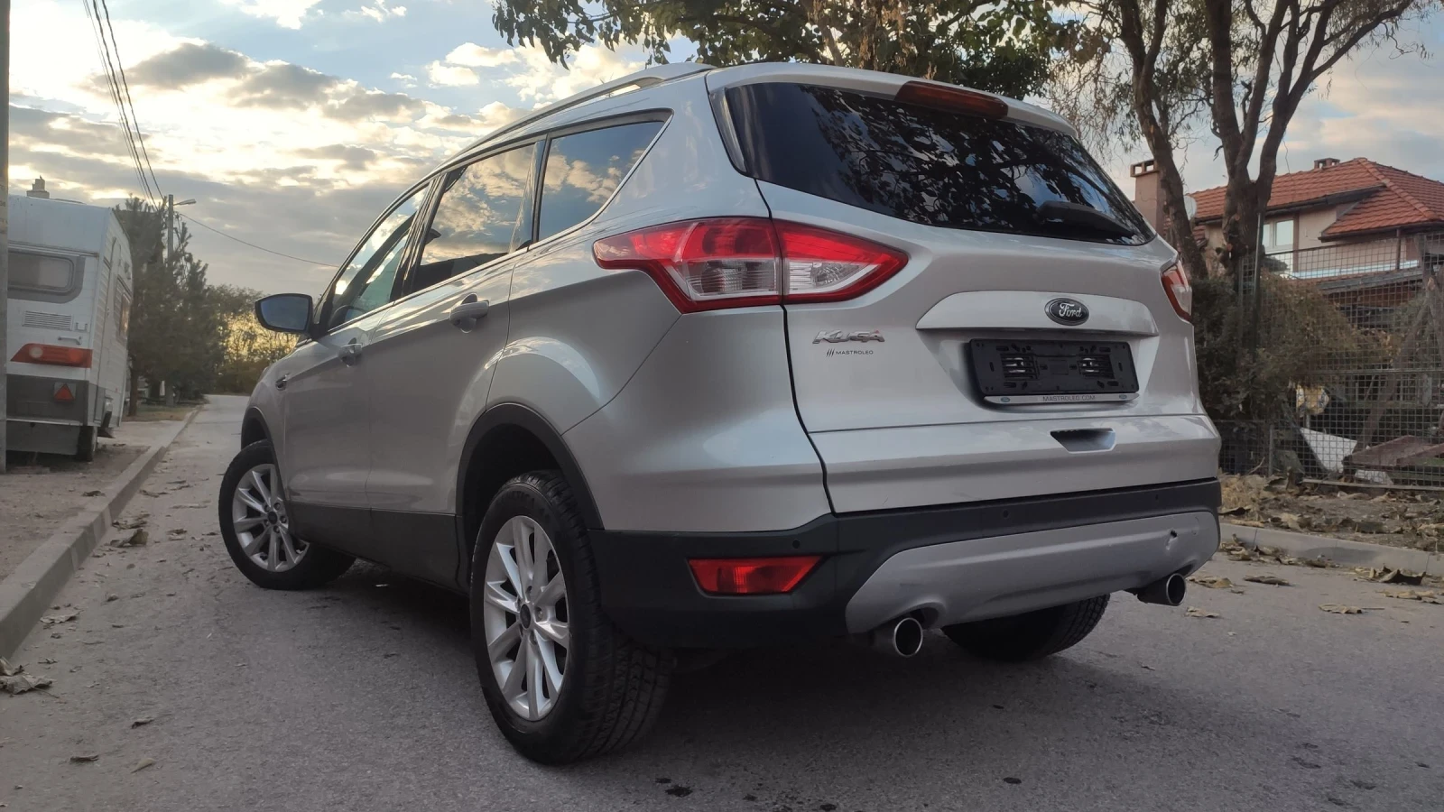 Ford Kuga 2.0TDCI  - изображение 2