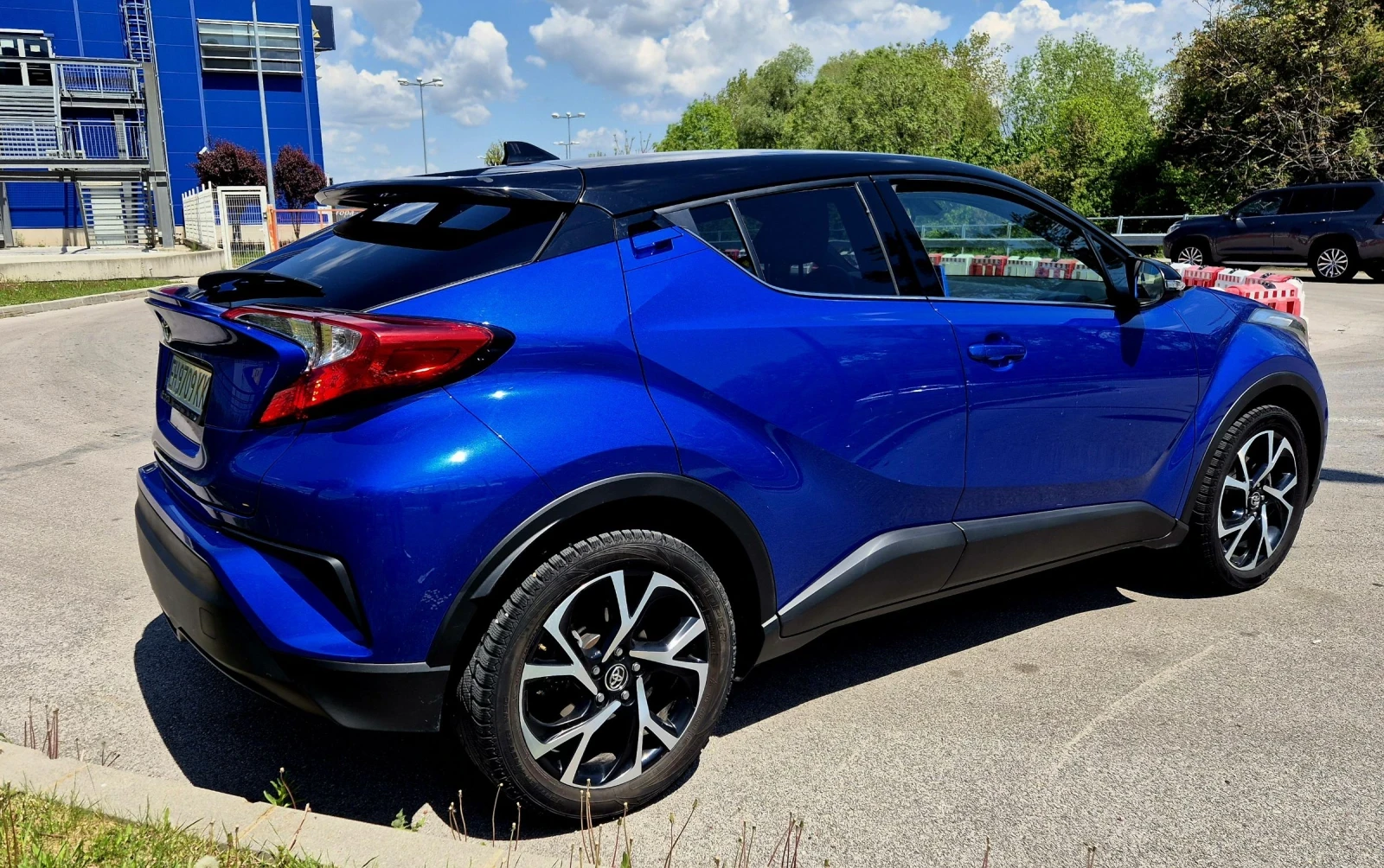 Toyota C-HR 1.2 Turbo  - изображение 8