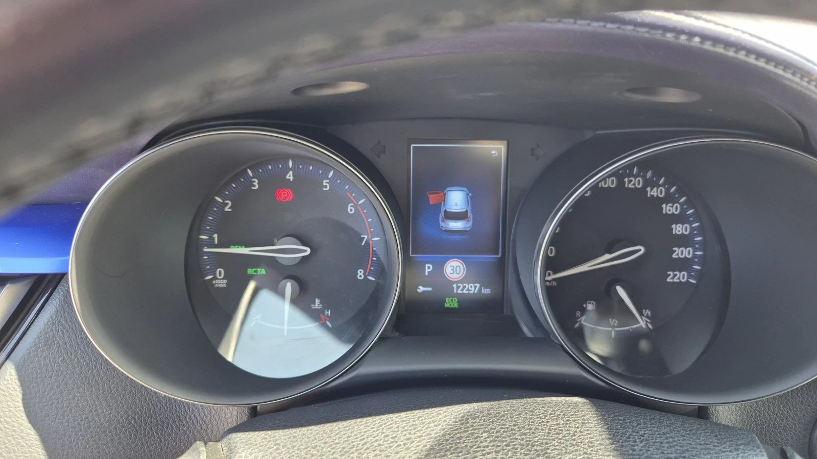 Toyota C-HR 1.2 Turbo  - изображение 10