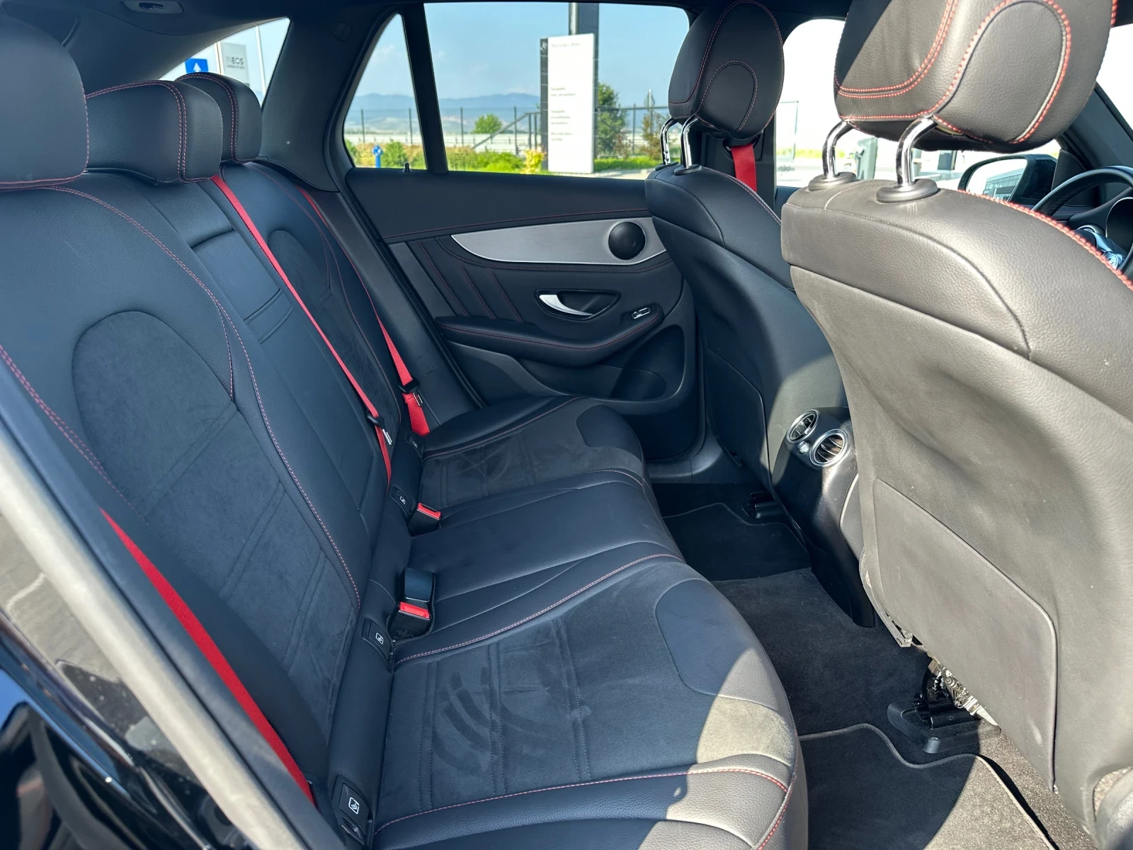 Mercedes-Benz GLC 300 AMG Plus Facelift /  /  | Mobile.bg   13